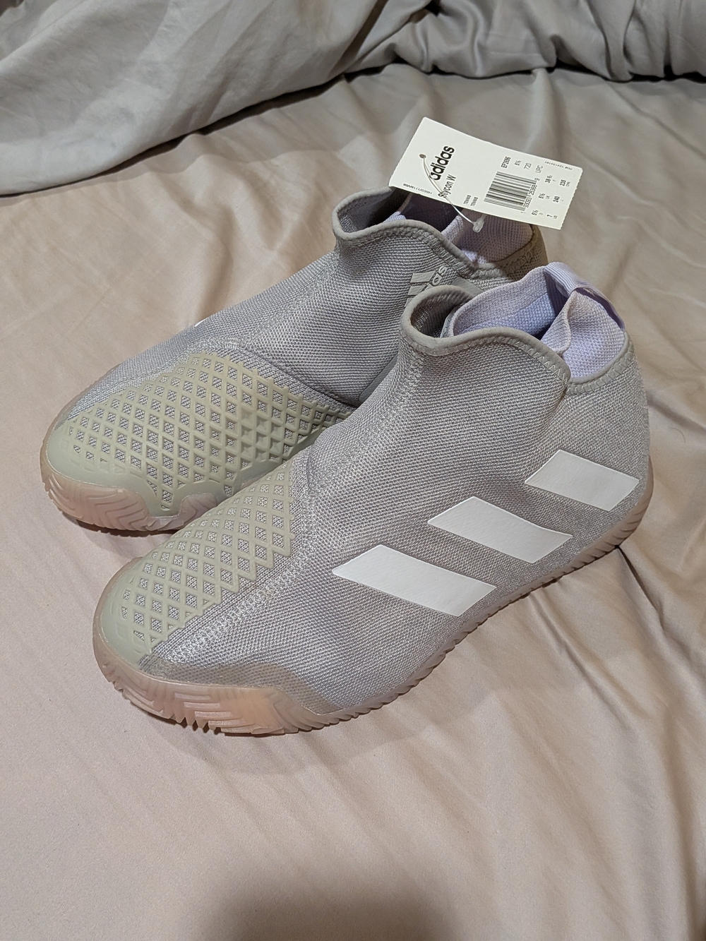 NEW Adidas Stycon W Tennis Shoes Size 7 US GRAY-PURPLE